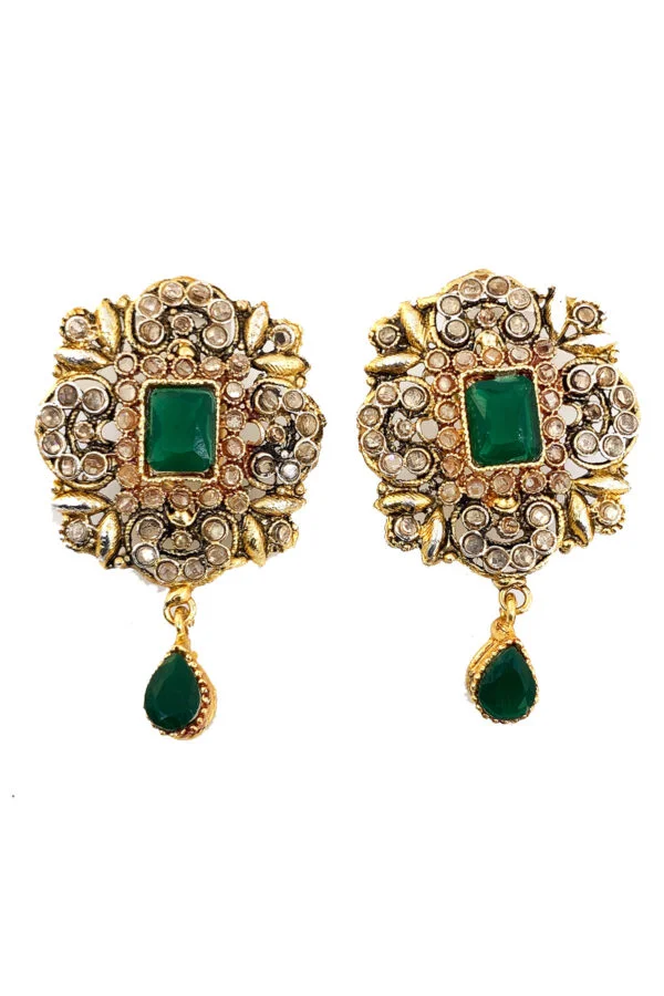 Nayab Studs - Earrings Swavo Collection