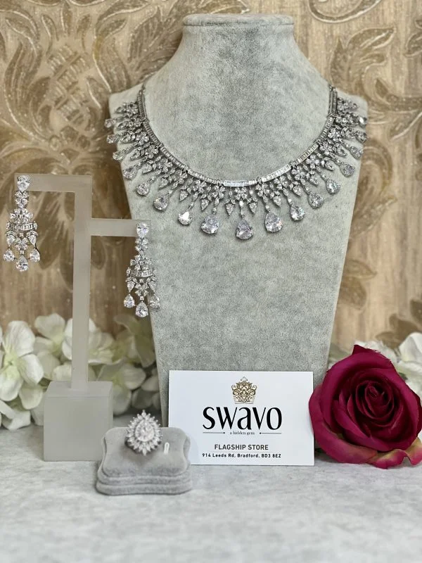 Opulence Teardrop Set - Image 3